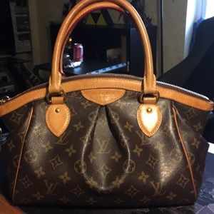 Authentic Louis Vuitton Tivoli pm in great shape!